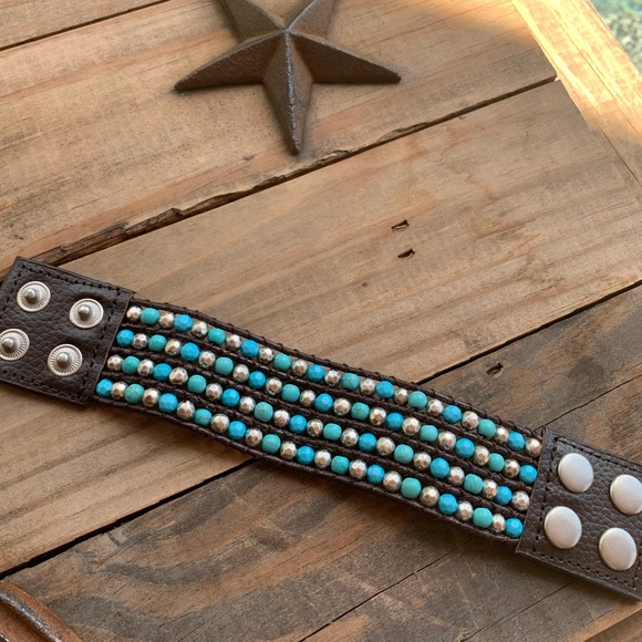 Turquoise leather bracelet - Picture 3 of 7